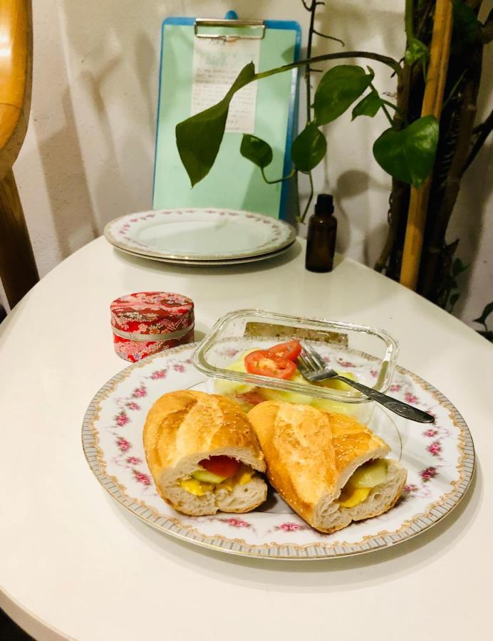 Simple & Cozy Hanoi Homestay ภายนอก รูปภาพ